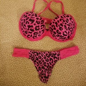 PINK Victoria's Secret Bra & Thong set